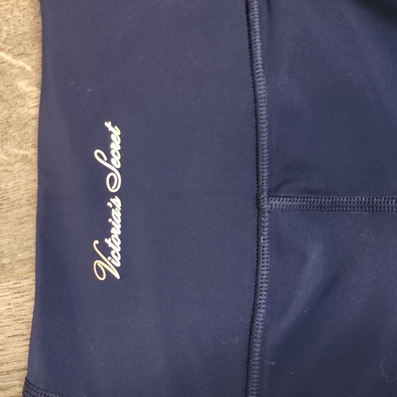 Victoria's Secret Total Knockout leggings - Picture 6 of 7